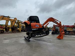 Excavadora Hidráulica Usada Doosan DH60 de 6 Toneladas, Versátil y Económica, Motor en Perfecto Estado para Excavar Zanjas en Propiedades Generales - Product Image 3