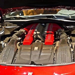 Droge Koolstofvezel Motorkap Lichtgewicht Kit Voor Ferrari F12 Modificatie Upgrade En Hoge Temperatuur Productie - Product Image 3