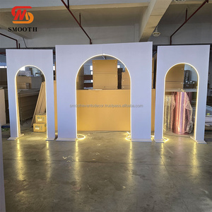 Suave venta al por mayor Led boda blanco telón de fondo acrílico conjunto de 3 boda telón de fondo pared acrílico Decoración - Product Image 1