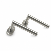 Poignée de porte moderne en acier inoxydable brossé avec couvercle de serrure pour ensemble de poignée de porte intérieure de maison et appartement