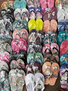 LX-033 2021 số lượng lớn instock Bán buôn giá rẻ bãi biển Flip Flop thiết kế với in hoa kỹ thuật số Eva Mùa Hè phụ nữ & người đàn ông dép - Product Image 4