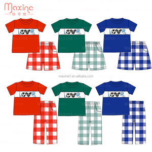 Boutique Collection <span class=keywords><strong>de</strong></span> vêtements pour <span class=keywords><strong>petit</strong></span> garçon Ensemble 2 pièces pour tout-petits garçons Vêtements smockés pour enfants Football Broderie Tenue d'été - Product Image 4