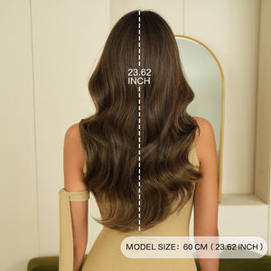 Perruque synthétique résistante à la chaleur pour femmes de 24 pouces <span class=keywords><strong>avec</strong></span> style de vague naturelle, brun fluorescent, <span class=keywords><strong>cheveux</strong></span> bouclés de longueur moyenne et <span class=keywords><strong>frange</strong></span> - Product Image 4