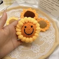 Crocheté à la main DIY Tournesols mignons Tournesols souriants Arcs-en-ciel Accessoires de vêtements en laine et accessoires pour filles