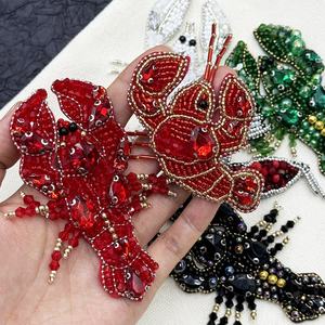 Parches de cuentas de diamantes de imitación con forma de langosta 3D personalizados hechos a mano, forma de corazón fácil de planchar para sombreros, cosidos para tela de PVC y fieltro - Product Image 3