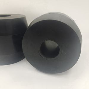 Pièces en caoutchouc silicone sur mesure <span class=keywords><strong>de</strong></span> toutes formes, amortisseurs <span class=keywords><strong>de</strong></span> <span class=keywords><strong>bande</strong></span> en caoutchouc, ressorts moulés Longyu Sheng noirs - Product Image 1