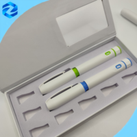 Boîte d'emballage pour stylos avec fermeture magnétique et logo personnalisé, fenêtre en PVC, pelliculage mat, éponge, 2 stylos injecteurs, 7 capuchons d'aiguilles, 3ml/10ml
