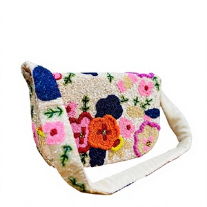 Porte-monnaie décoratif artisanal en coton brodé pour Noël et les fêtes, mini-portefeuille avec des motifs de fils colorés - Product Image 1