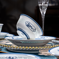 Service de table en porcelaine bleue et blanche peinte à la main de Jingdezhen, réutilisable, avec bols et assiettes modernes, coffret cadeau pour la maison
