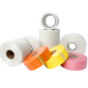 Ruban de Maille en Fibre de Verre Renforcée Résistant aux Alcalis 3*3mm 60g Ruban de Maille pour Plâtre - Product Image 1