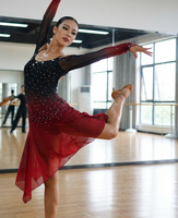 Robe de patinage artistique pour femmes et filles, dégradé de couleurs, avec strass, en maille et spandex, tenue de performance pour la danse latine