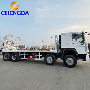 Truk Kargo Chassis <span class=keywords><strong>Flatbed</strong></span> Sinotruck Howo 8x4 50 Ton Bekas dengan Tangga - Product Image 1
