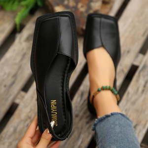 Sandales à bout ouvert pour femmes, nouvelle mode, style français, Mary Jane, semelle épaisse, rétro, commerce extérieur britannique, été, dessus en PU floral, grande taille - Product Image 2