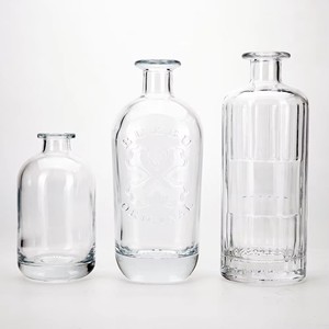 Vista su misura incisione stampa vetro liquore liquore bottiglia 250ml 500ml 700ml coperchio in sughero <span class=keywords><strong>750ml</strong></span> per Gin <span class=keywords><strong>Whisky</strong></span> Vodka Tequila - Product Image 1