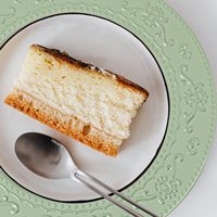 Assiettes de présentation en plastique vert de 13 pouces à motif floral pour mariages et fêtes
