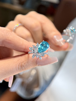 Bague en or blanc 18 carats avec diamant Paraiba cultivé en laboratoire, poids total 4,78 g, poids de la pierre 5,306 ct, bijoux fins pour la vente en gros et au détail