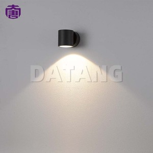 Applique murale LED extérieure haute luminosité pour couloir, balcon, extérieur de bâtiment, zone commerciale et éclairage d'entrée – En vente - Product Image 4