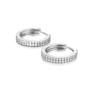 Boucles d'oreilles pliables pour femmes en argent sterling 925 haut de gamme, style rétro élégant avec fermoir, design tendance Niche Normcore, vente en gros - Product Image 3