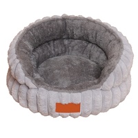 Vente en gros de lits pour animaux de compagnie, chaleureux et confortables, maisons pour chats, coussins doux antidérapants pour chiens, paniers de couchage respirants, lits pour chiens