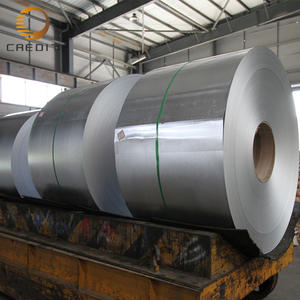 Bobina de acero galvanizado en caliente Z40 <span class=keywords><strong>Dx51d</strong></span> Hojas de metal galvanizadas en frío Bobina Gi recubierta de zinc - Product Image 1