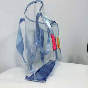 Sac fourre-tout en PVC transparent avec broderie de logo personnalisé coloré et poignées souples, option imperméable de haute qualité, très vendue - Product Image 4
