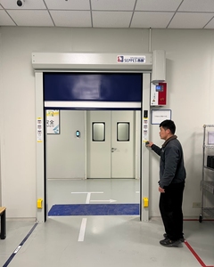 Grille de <span class=keywords><strong>porte</strong></span> rapide en PVC Ysd pour garage, cuisine industrielle, avec verrouillage de ligne LT3X, moteur manuel, en acier galvanisé, résistante au vent - Product Image 2