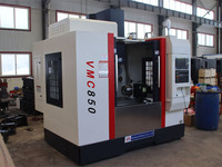 Centre d'usinage vertical CNC Fanuc VMC850 haute vitesse, broche BT40, broche simple, prix compétitif