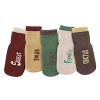 Chaussettes pour bébés filles de haute qualité, en coton doux, avec motif de dessin animé, en silicone, antidérapantes, pour bébés, chaussettes d'intérieur pour tout-petits