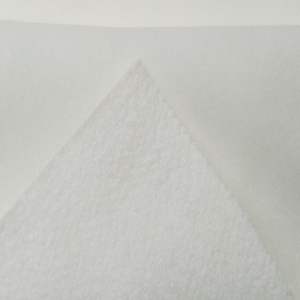 Broderie comprimée <span class=keywords><strong>sous</strong></span> le col <span class=keywords><strong>feutre</strong></span> chauffant non tissé interlignant la sensation de <span class=keywords><strong>main</strong></span> pour les costumes et les manteaux - Product Image 1