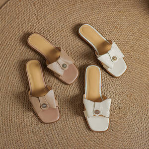 Sandales plates décontractées à bout ouvert et carré, avec nœud, couleur unie, style coréen, sexy, pour femme, en cuir souple, antidérapantes, avec lanières avant et arrière - Product Image 1