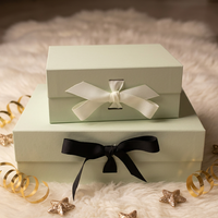 Boîte cadeau personnalisée de luxe en matériaux recyclés blanc crème, finition mate, avec fenêtre transparente pour les femmes enceintes, souvenirs de bébé