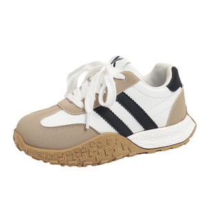 حذاء كاجوال عصري جديد للجنسين للأطفال من عمر 2-12 عامًا نعل ناعم من البولي يوريثلين مقاوم للانزلاق الأكثر مبيعًا نمط صيفي للمشي للربيع والخريف - Product Image 2