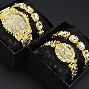 ชุดนาฬิกาคู่รักสุดหรู พร้อมกำไลเพชร ของชำร่วยงานแต่งงาน สำหรับผู้ชายและผู้หญิง - Product Image 1
