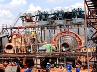 Usine de traitement de l'or par absorption au charbon dans la pulpe (CIP) 50tpd/100tpd/200tpd – Processus d'extraction d'or à haut taux de récupération pour les opérations minières
