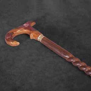 Mejore la Comodidad al Caminar a Diario con el Bastón de Resina y Madera de Primera Calidad, Apto para Interiores - Product Image 3