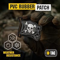 Patch moral pirate squelette croisé en PVC souple, luminescent, résistant à l'eau, imprimé UV, avec fixation Velcro pour brassard ou sac à dos