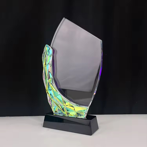 Trophée personnalisé en <span class=keywords><strong>verre</strong></span> de <span class=keywords><strong>cristal</strong></span> arc-en-ciel pour évaluation Souvenir - Product Image 5