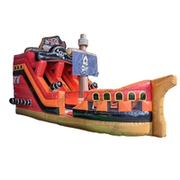 Château gonflable pirate géant avec toboggan, château gonflable pirate géant avec obstacle et toboggan, toboggans gonflables extérieurs à sec