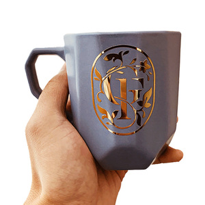 Pegatina <span class=keywords><strong>de</strong></span> lámina dorada <span class=keywords><strong>de</strong></span> lujo, impresión personalizada, decoración <span class=keywords><strong>de</strong></span> embalaje <span class=keywords><strong>de</strong></span> Vial, logotipo <span class=keywords><strong>de</strong></span> Metal, pegatinas <span class=keywords><strong>de</strong></span> transferencia <span class=keywords><strong>de</strong></span> etiquetas 3D - Product Image 1