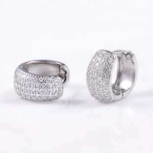Boucles d'oreilles créoles 5 rangs en argent 925 plaqué or 18 carats, serties de moissanite VVS certifiée GRA, taille brillant rond, style hip-hop unisexe - Product Image 1