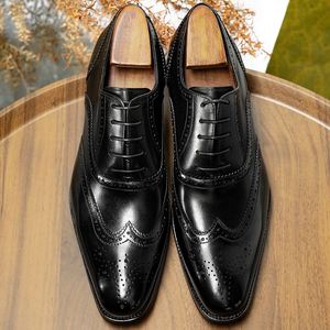 Chaussures de ville en cuir véritable pour hommes, style Oxford, à lacets, respirantes, légères, antidérapantes, à bout pointu, pour le travail et les occasions formelles - Product Image 1