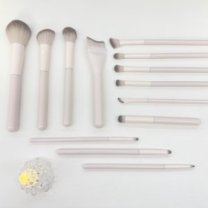 Set <span class=keywords><strong>de</strong></span> <span class=keywords><strong>Brochas</strong></span> <span class=keywords><strong>de</strong></span> <span class=keywords><strong>Maquillaje</strong></span> Rosadas, Multitamaño, Opcionales, <span class=keywords><strong>de</strong></span> Pelo Sintético Premium, <span class=keywords><strong>Brochas</strong></span> Profesionales para Aplicación <span class=keywords><strong>de</strong></span> <span class=keywords><strong>Maquillaje</strong></span> Facial Completo - Product Image 5