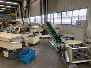 Neuestes Design HENGXING GSJ-300 Elektrische 380V 3-Phasen Vibrationspoliermaschine mit CE- und ISO-Zertifizierung - Product Image 4