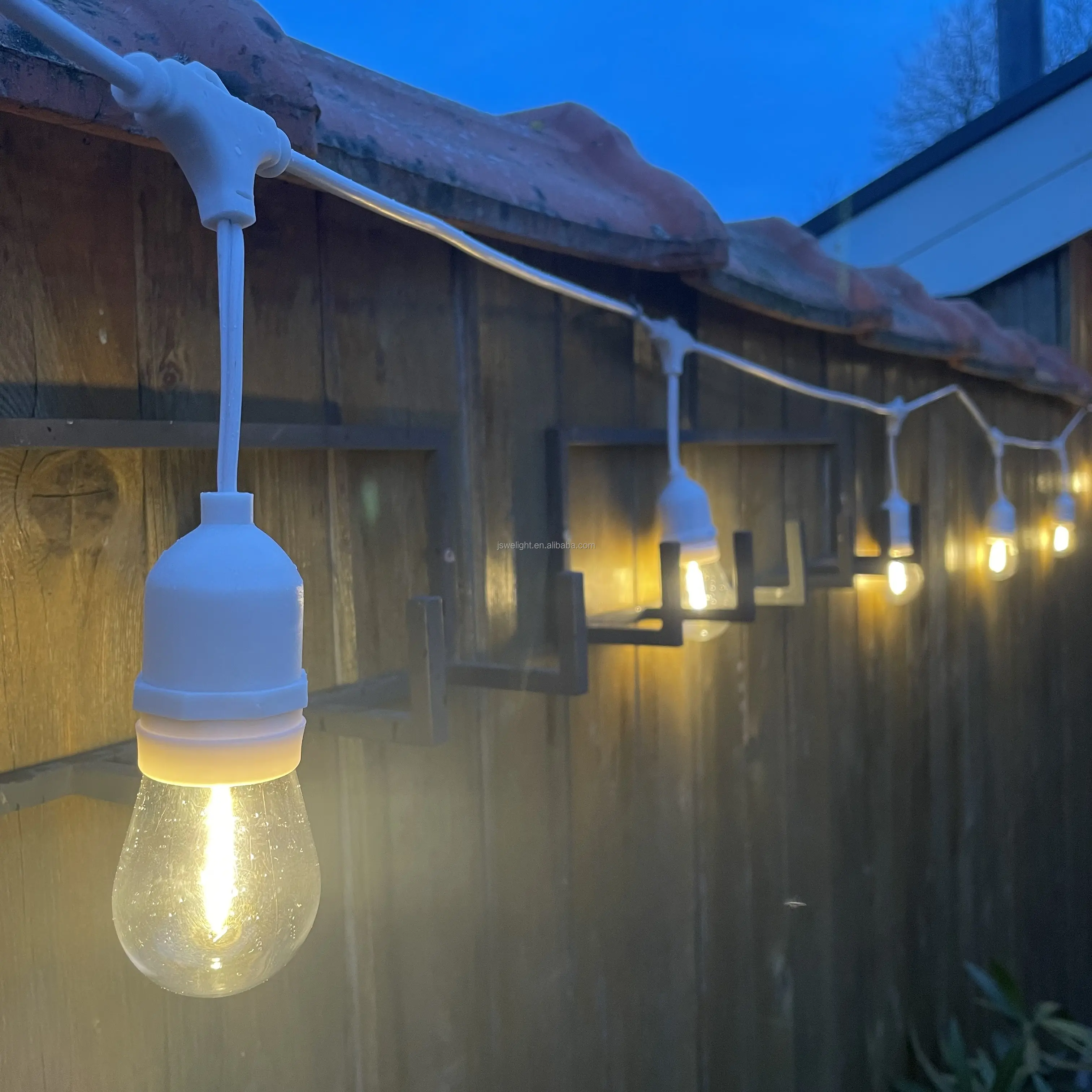 Guirlandes lumineuses électriques étanches d'extérieur pour décoration de Noël et de mariage, guirlandes lumineuses LED avec câble blanc