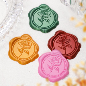 Etiquetas pequeñas de cera con diseño de rosas, pegatinas de sellado multicolor para decoración - Product Image 1