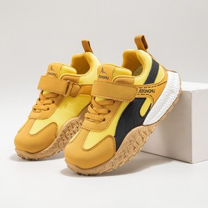 <span class=keywords><strong>Zapatillas</strong></span> de deporte informales para correr de fondo suave <span class=keywords><strong>impermeables</strong></span> antideslizantes ligeras de moda para niños y niñas de primavera y otoño - Product Image 4