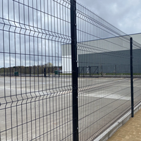 Panneaux de clôture en treillis métallique soudé incurvé 3D de haute qualité, sécurisés et durables, faciles à installer, pour route, jardin, terrain, école, aire de jeux