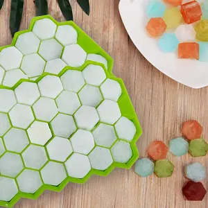 Silicon Tray 37 Cavity Hexagon Shaped Honeycomb Silicon Ice Cube Trays With Lid