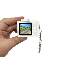 Kamera Camcorder Digital Kecil Retro Vintage Pink Putih Biru Hitam 1080P MicroSD Gantungan Kunci untuk Hadiah Ulang Tahun