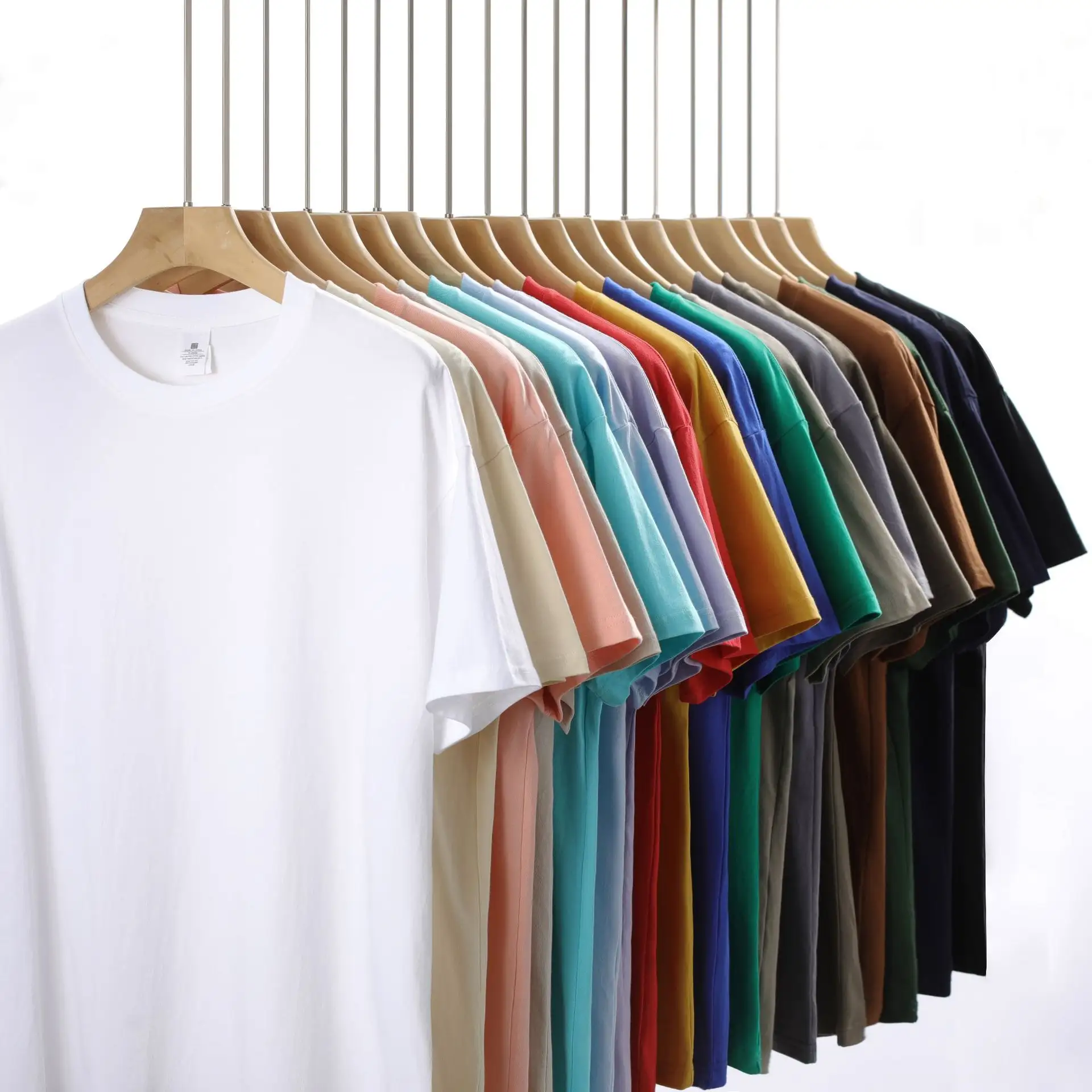 卸売はあなたのブランドロゴをカスタマイズすることができます綿100% 高品質ブランクメンズTシャツプレーンカジュアルメンズTシャツ